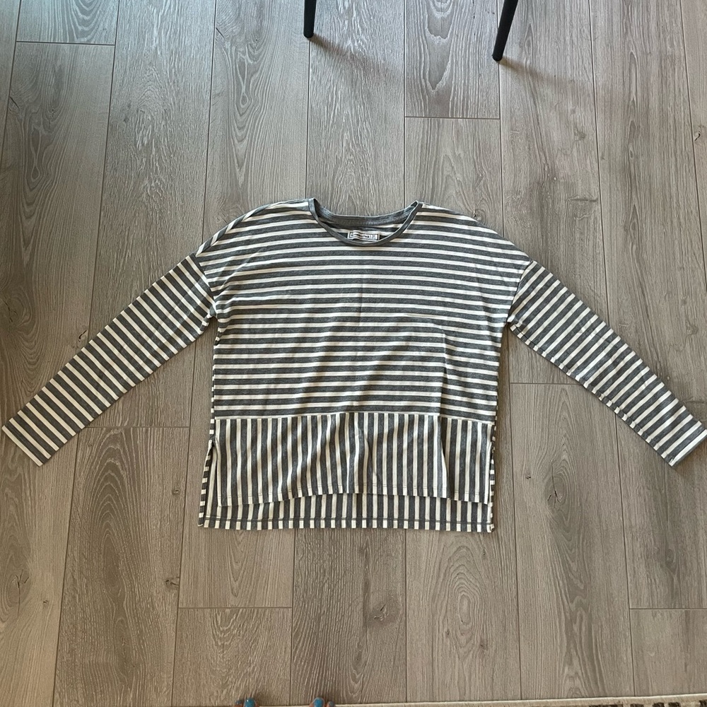 Abercrombie Grey and White Striped Long Sleeve size Medium